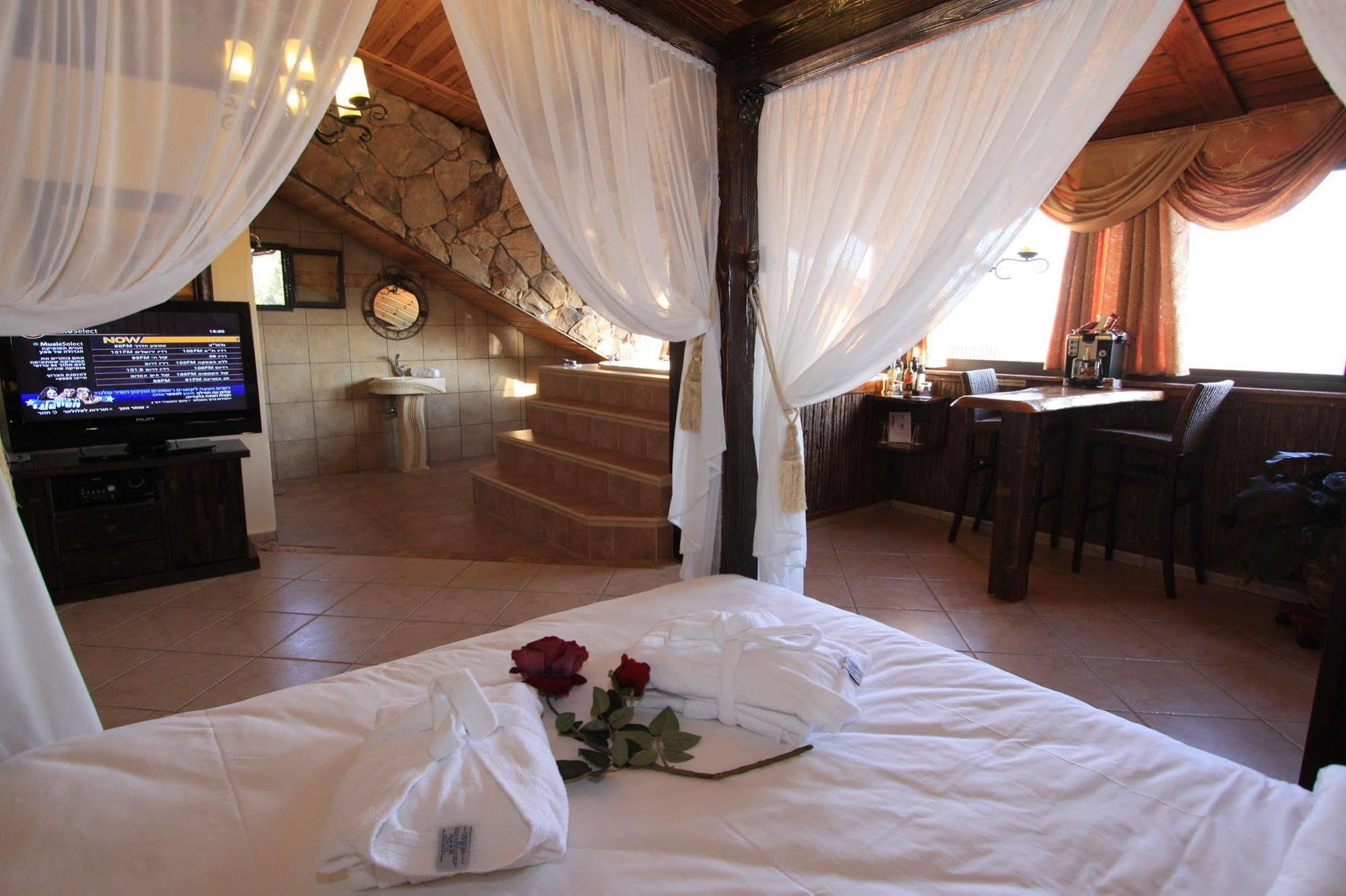 The Pearl Of The Golan - Pnina Bagolan Villa Had Nes Bagian luar foto